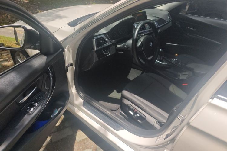 BMW 3 Series 2016 #13 BMW 3 Series 2016 car image #13