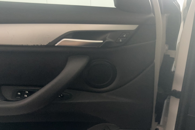 BMW X1 2017 #13 BMW X1 2017 car image #13