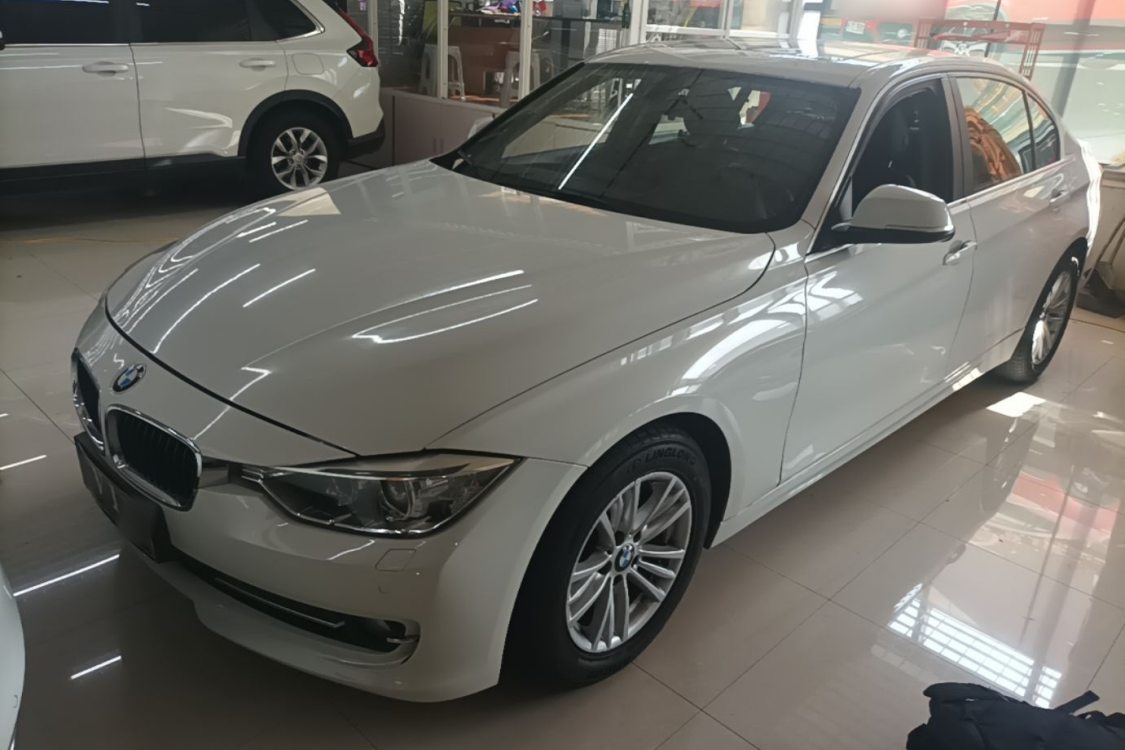 BMW 3 Series 2015 BMW 3 Series 2015 car image