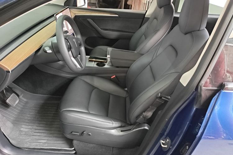 Tesla Model Y 2021 #15 Tesla Model Y 2021 car image #15