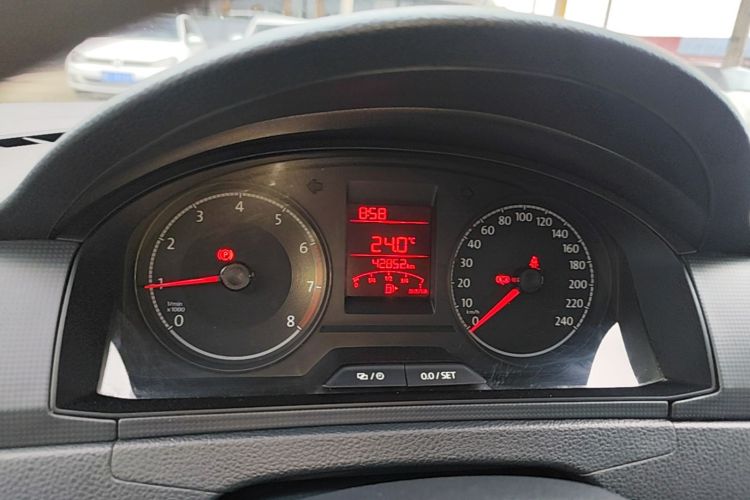 Volkswagen Santana 2019 #12 Volkswagen Santana 2019 car image #12