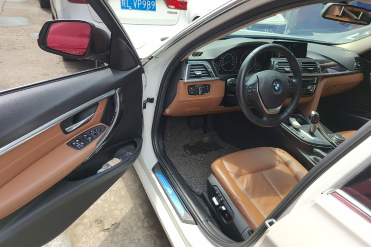 BMW 3 Series 2016 #16 BMW 3 Series 2016 car image #16