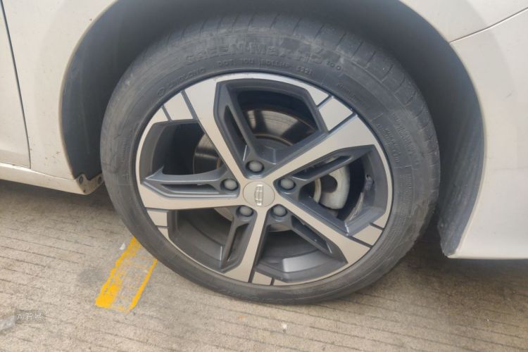 GEELY Emgrand L 2022 image de voiture #9