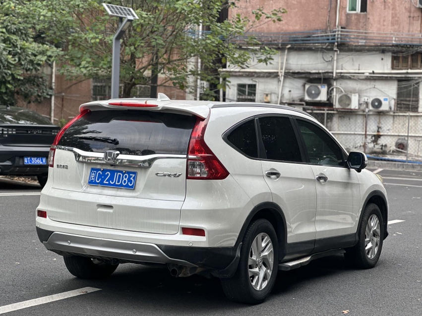 Honda CR-V 2015 #3 Honda CR-V 2015 car image #3