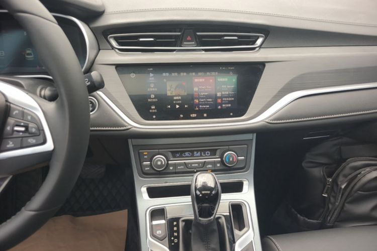 GEELY Emgrand 2021 immagine di auto #13