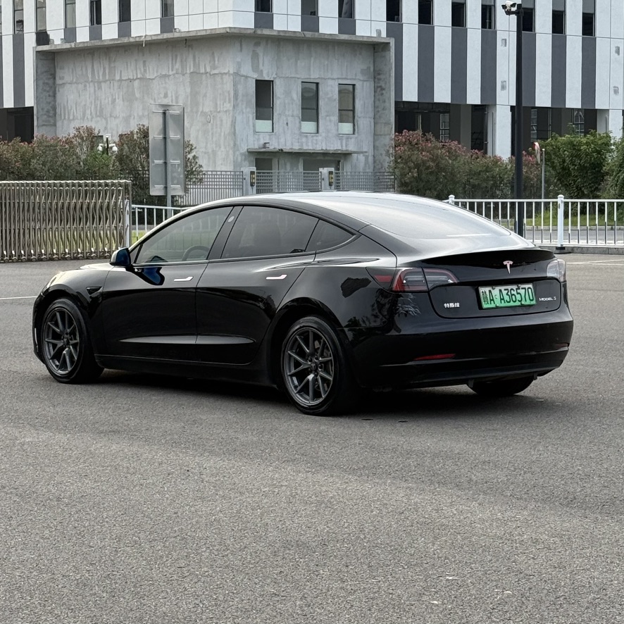 Tesla Model 3 2021 #4 Tesla Model 3 2021 car image #4