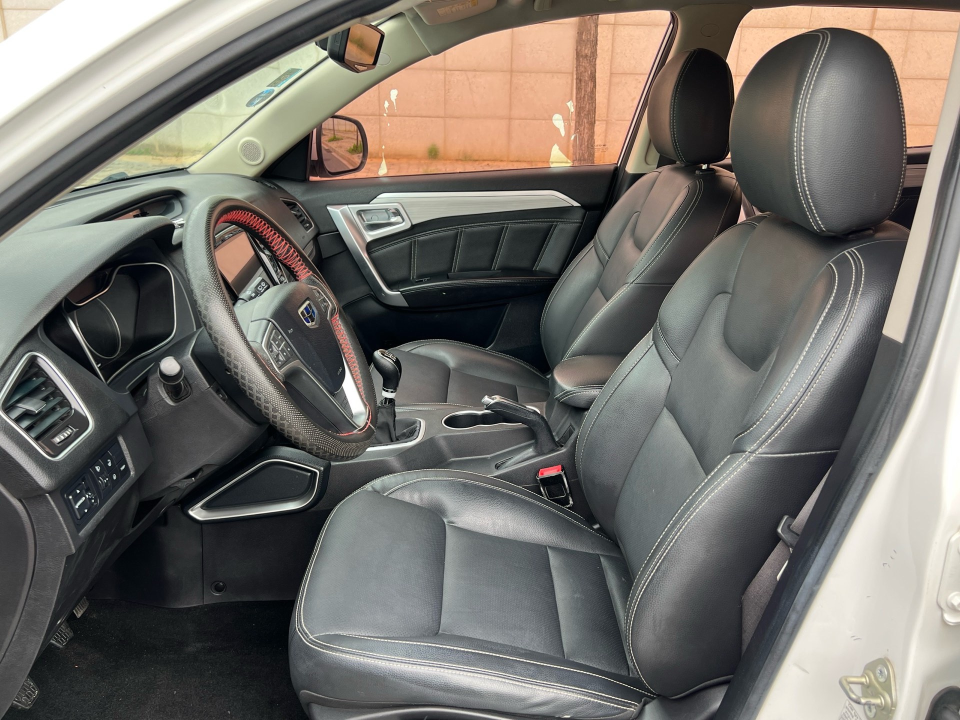 GEELY Vision X6 2017 car image #7