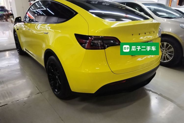 Tesla Model Y 2022 car image #5