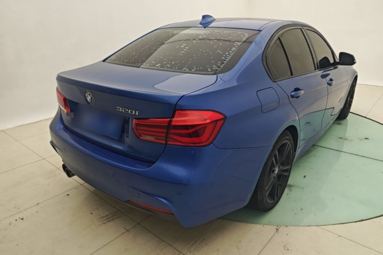 BMW 3 Series 2019 #7 BMW 3 Series 2019 car image #7