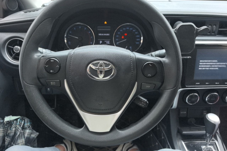 Toyota Corolla 2018 #11 Toyota Corolla 2018 car image #11