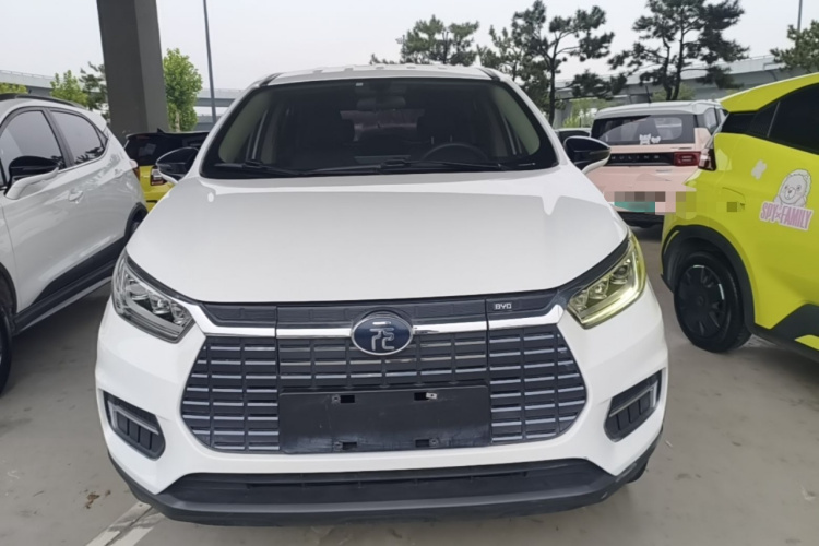 BYD Yuan New Energy 2019 #3 BYD Yuan New Energy 2019 car image #3