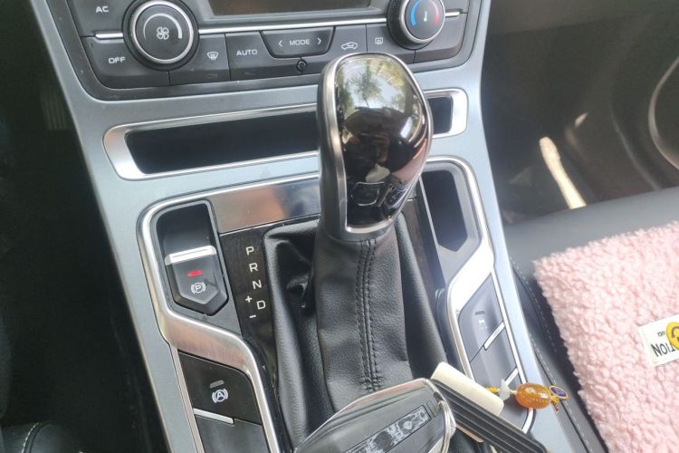 GEELY Emgrand 2020 car image #14