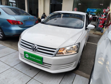 Volkswagen Santana 2015 صورة سيارة 