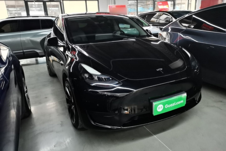 Tesla Model Y 2022 car image #6