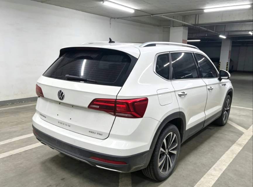Volkswagen Tharu 2023 car image #6