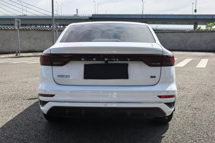 GEELY Emgrand 2023 car image #7