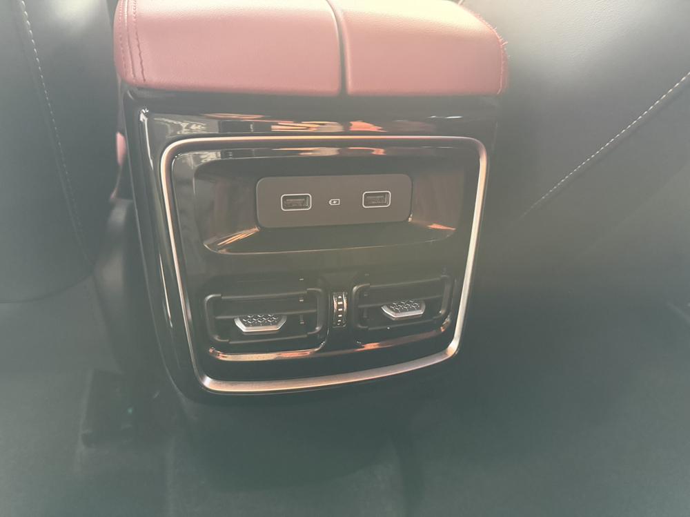 Jetour X70 PLUS 2023 car image #7