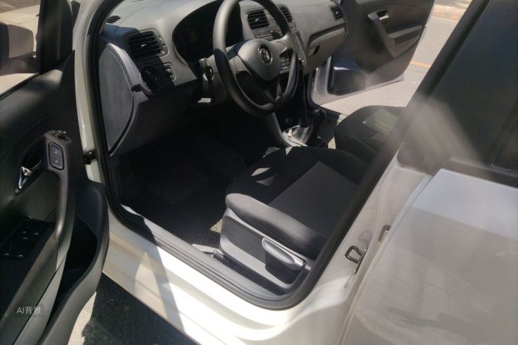 Volkswagen Polo 2016 #18 Volkswagen Polo 2016 car image #18