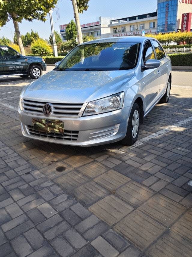 Volkswagen Santana 2013 Volkswagen Santana 2013 immagine di auto