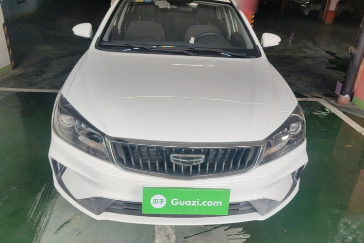 GEELY Emgrand 2021 car image #3