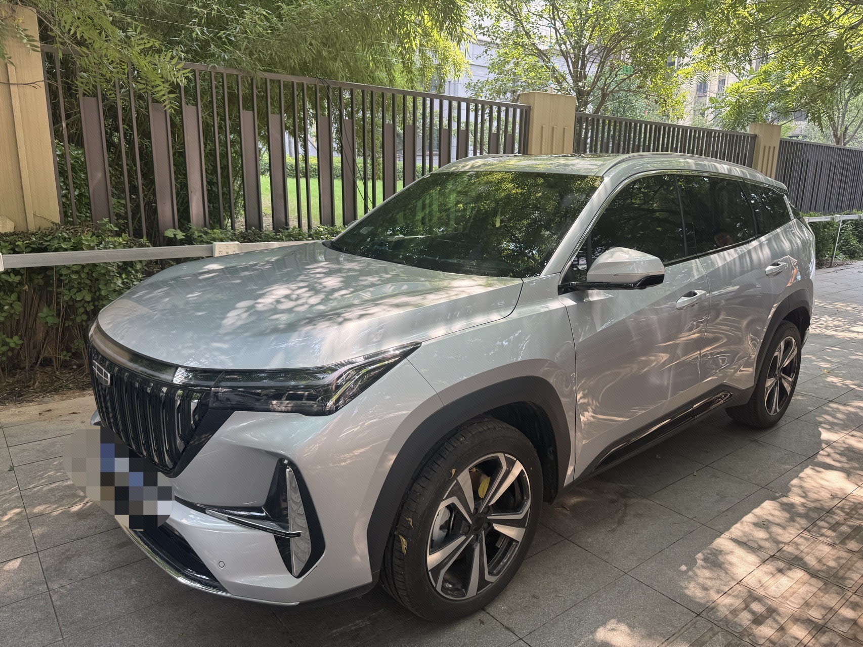 GEELY Boyue L 2025 car image 