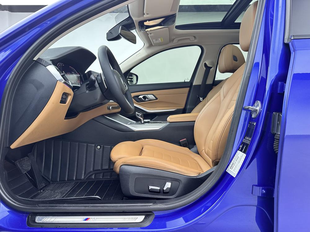 BMW 3 Series 2019 #15 BMW 3 Series 2019 car image #15