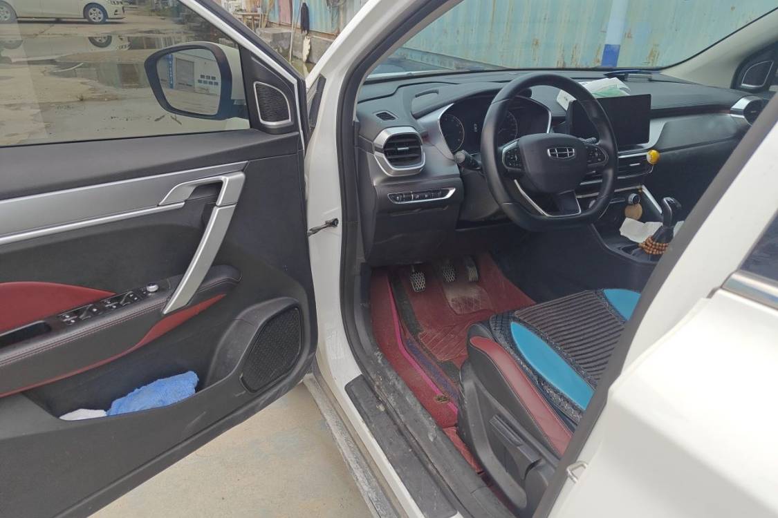 GEELY Coolray 2021 #23 GEELY Coolray 2021 car image #23