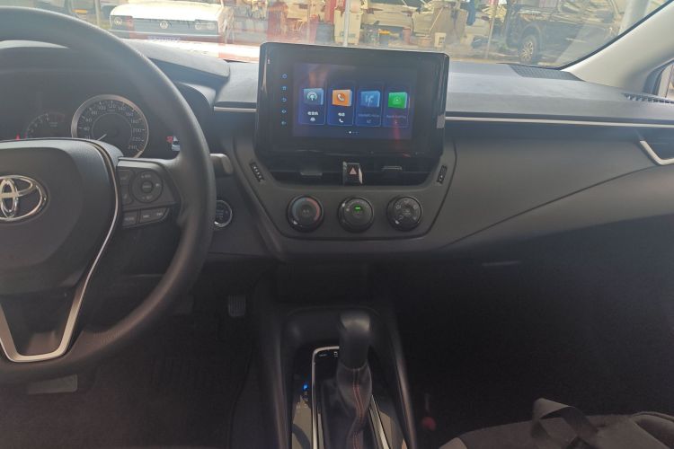 Toyota Corolla 2022 immagine di auto #17