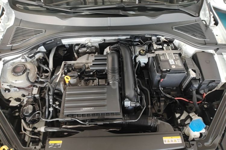 Volkswagen Bora 2023 car image #20