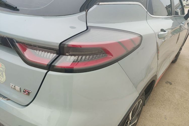 GEELY Emgrand S 2022 #8 GEELY Emgrand S 2022 immagine di auto #8