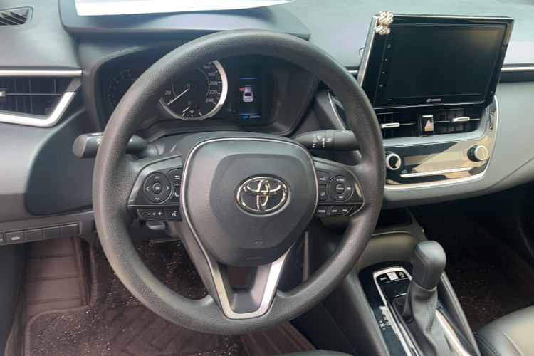 Toyota Corolla 2019 car image #13