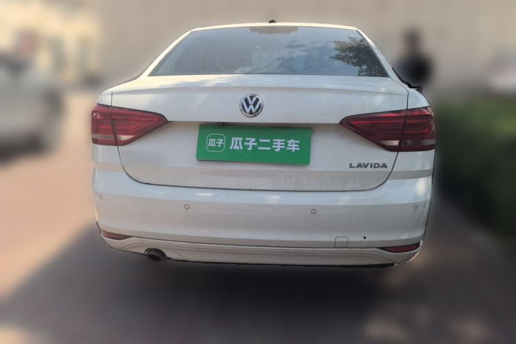 Volkswagen Lavida 2019 car image #6