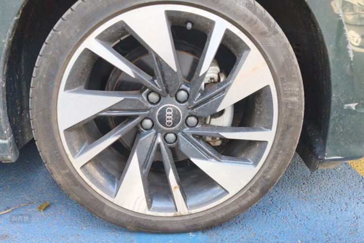 Audi A3 2024 car image #9