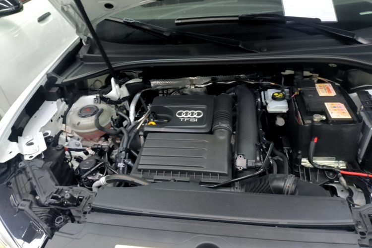 Audi Q3 2021 #20 Audi Q3 2021 car image #20