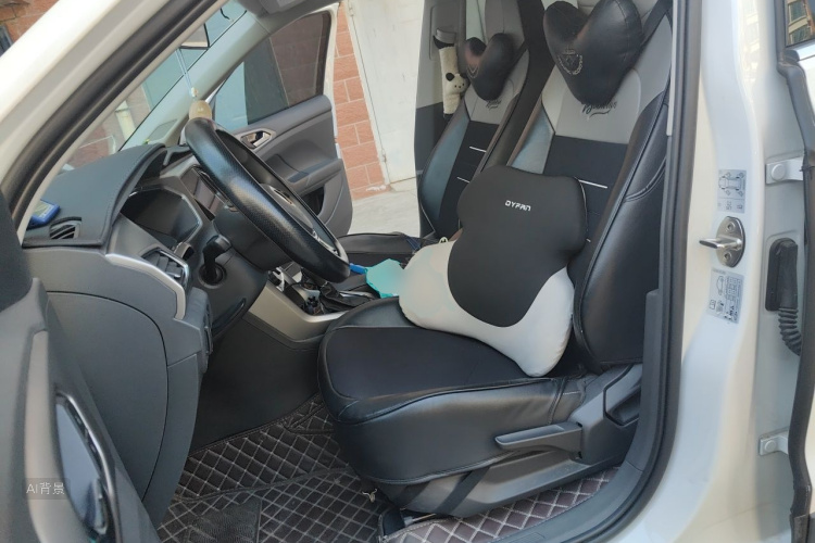 Volkswagen T-Cross 2021 immagine di auto #17