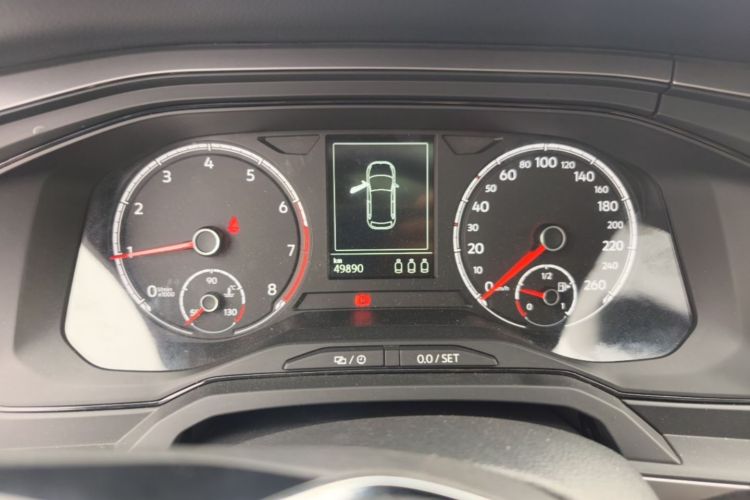 Volkswagen Polo 2019 car image #12