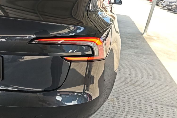 Tesla Model 3 2024 #8 Tesla Model 3 2024 car image #8