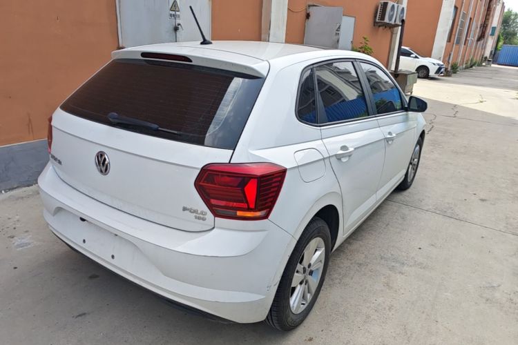 Volkswagen Polo 2020 car image #7