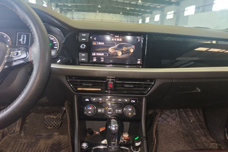 Volkswagen Lavida 2019 #13 Volkswagen Lavida 2019 car image #13