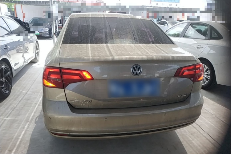 Volkswagen Bora 2017 #6 Volkswagen Bora 2017 car image #6