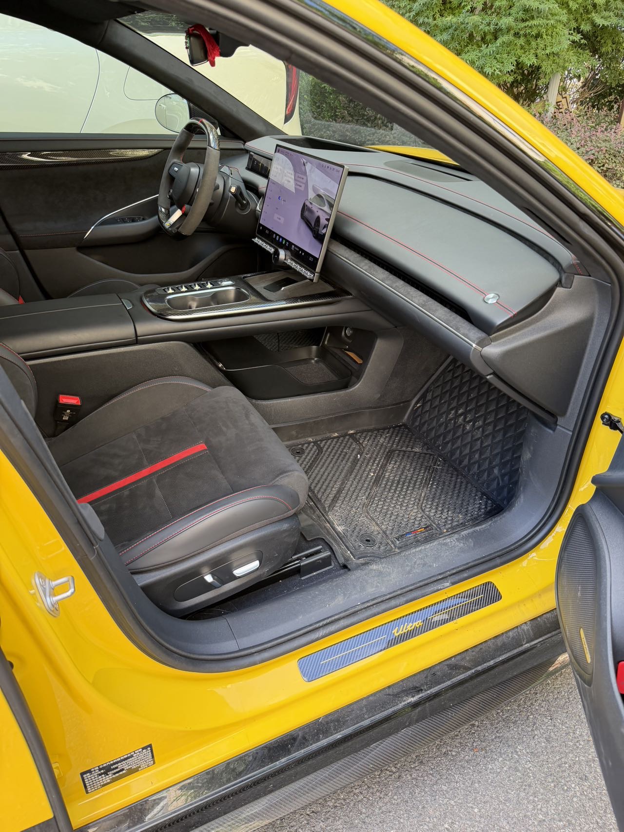 MI SU7 Ultra 2025 #11 MI SU7 Ultra 2025 car image #11
