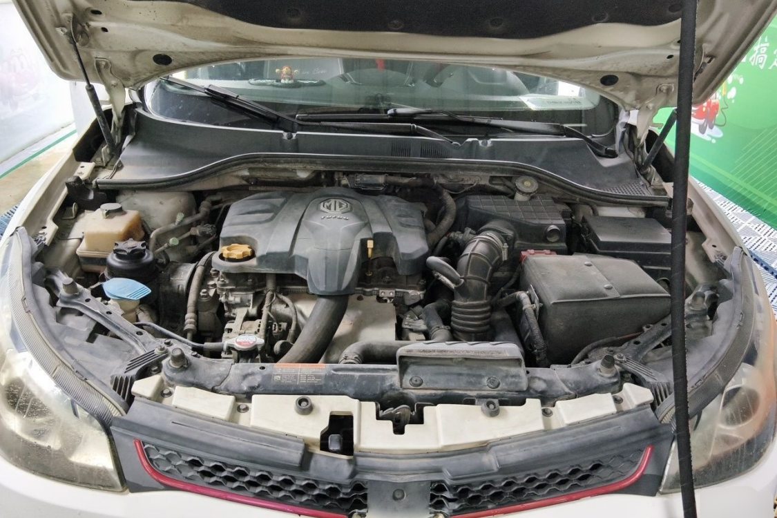 MG 5 2014 car image #10