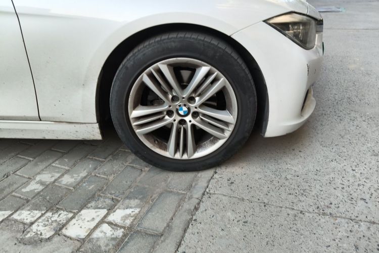 BMW 3 Series 2017 #9 BMW 3 Series 2017 car image #9