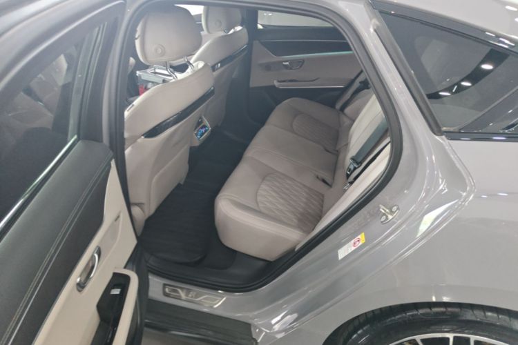 BYD Han 2025 #17 BYD Han 2025 car image #17