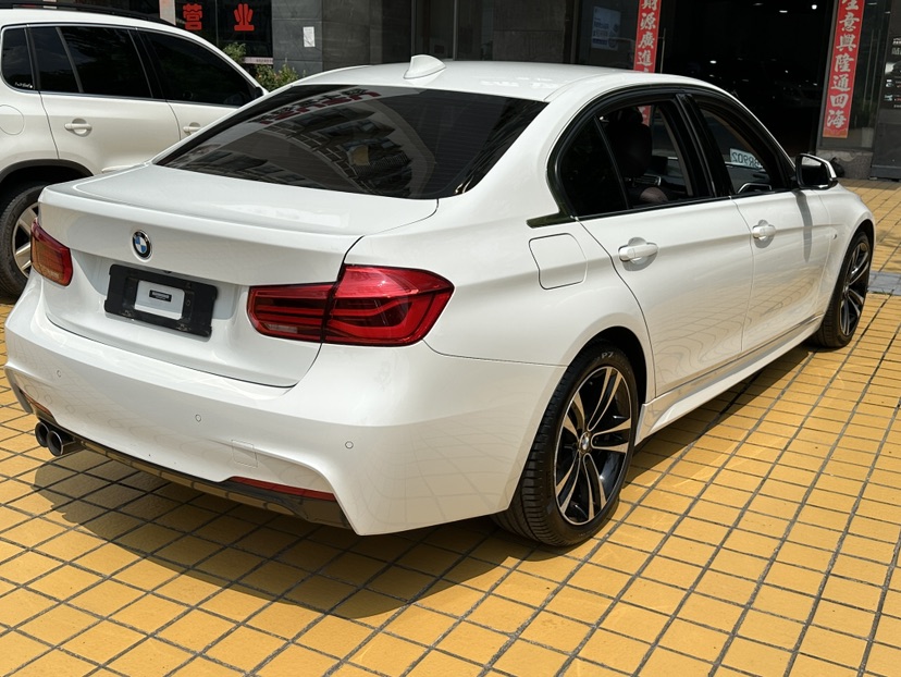 BMW 3 Series 2019 #7 BMW 3 Series 2019 car image #7