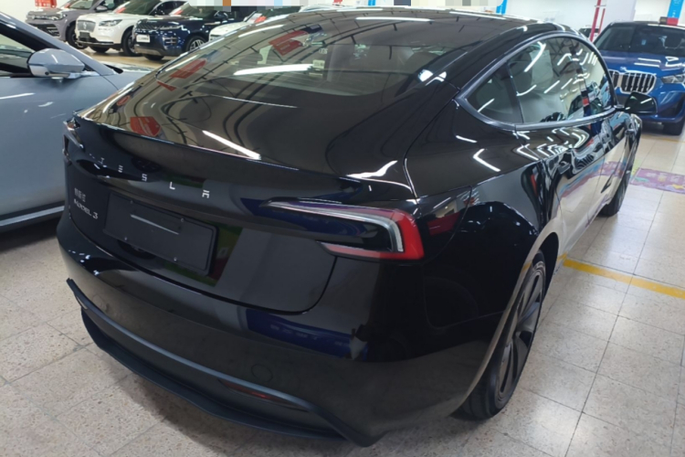 Tesla Model 3 2023 #7 Tesla Model 3 2023 car image #7
