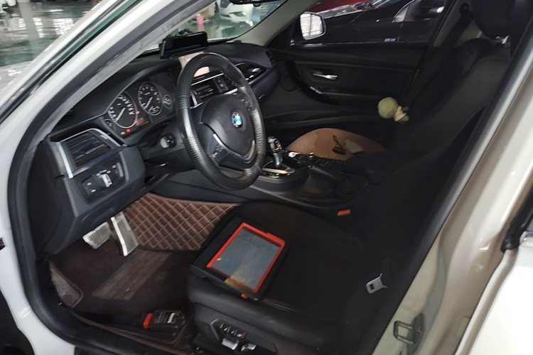 BMW 3 Series 2017 #15 BMW 3 Series 2017 car image #15