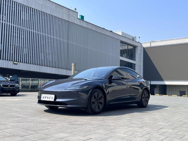 Tesla Model 3 2024 #17 Tesla Model 3 2024 car image #17