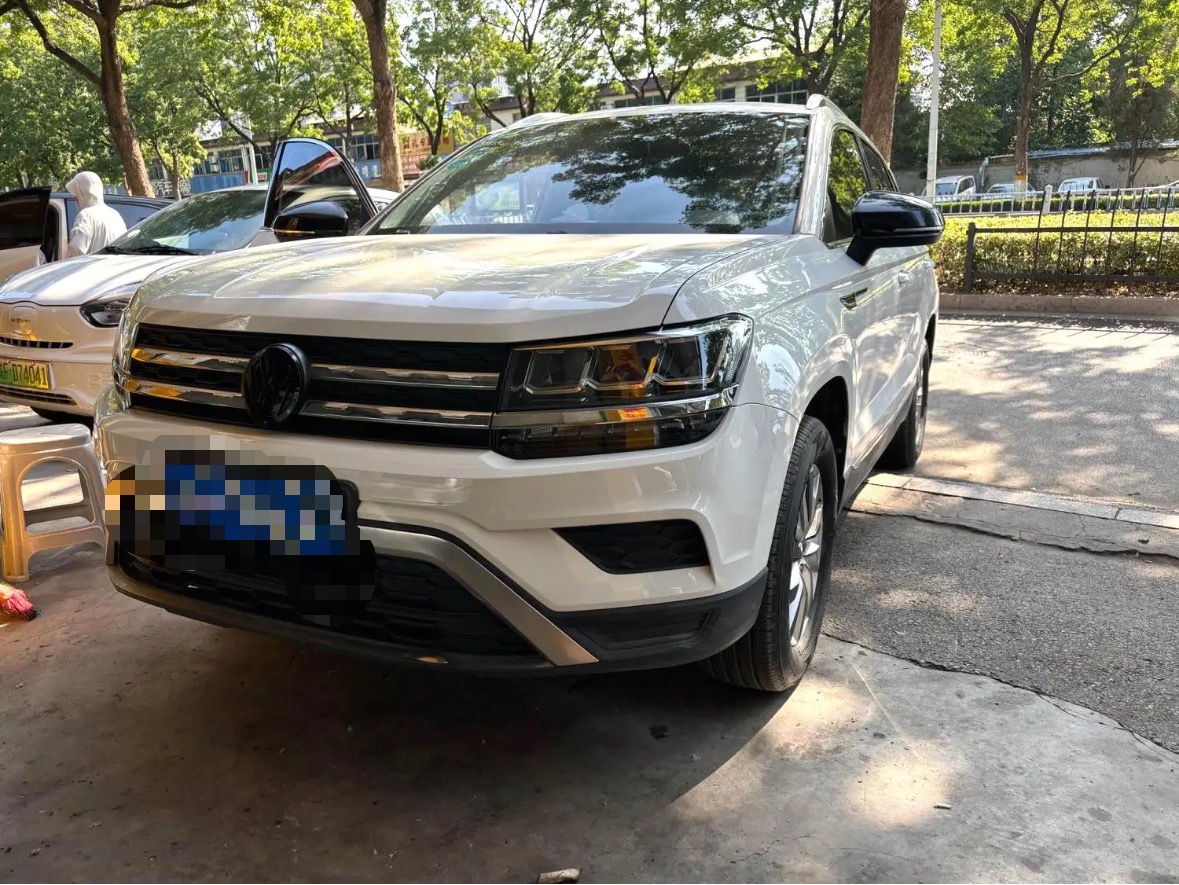 2019 car image 