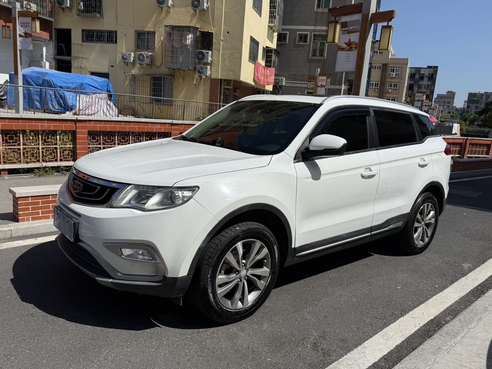 GEELY Boyue 2017 GEELY Boyue 2017 image de voiture